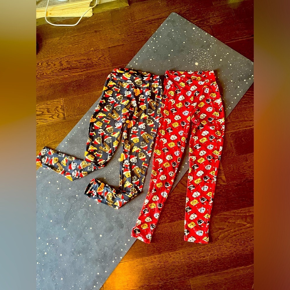 Christmas yoga pants two pairs cats and dogs yoga